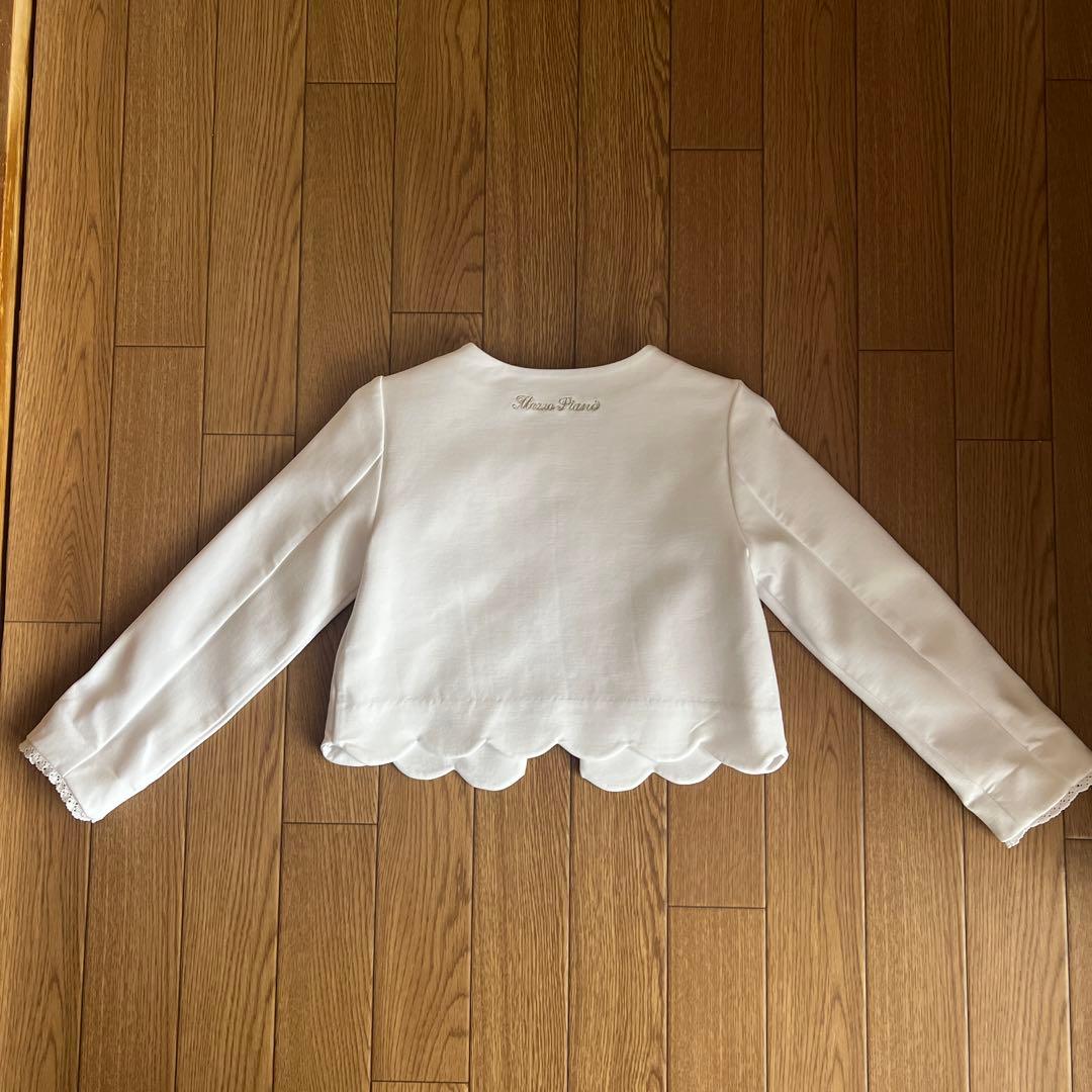 メゾピアノ　花モチーフ裾スカラップジャケット