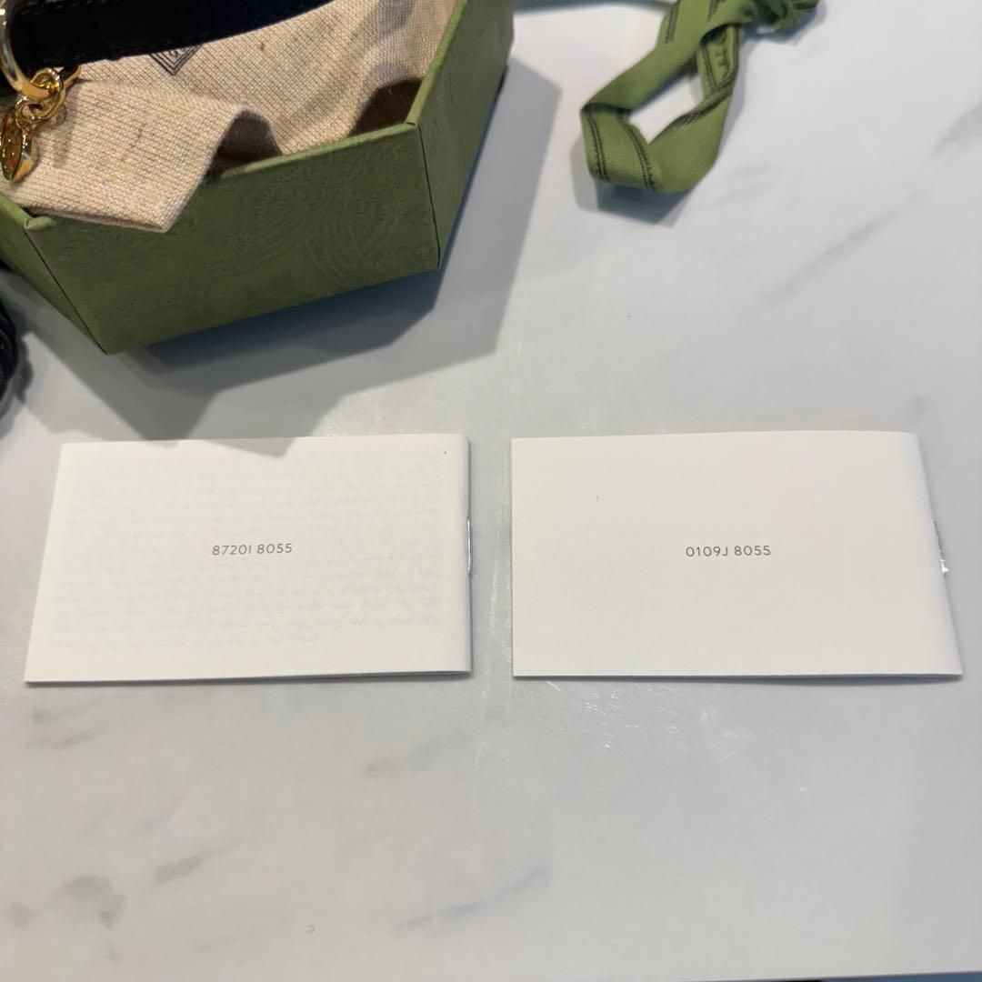 【正規品・新品未使用】GUCCI ブラックレザー首輪 ＆ リード XS サイズ