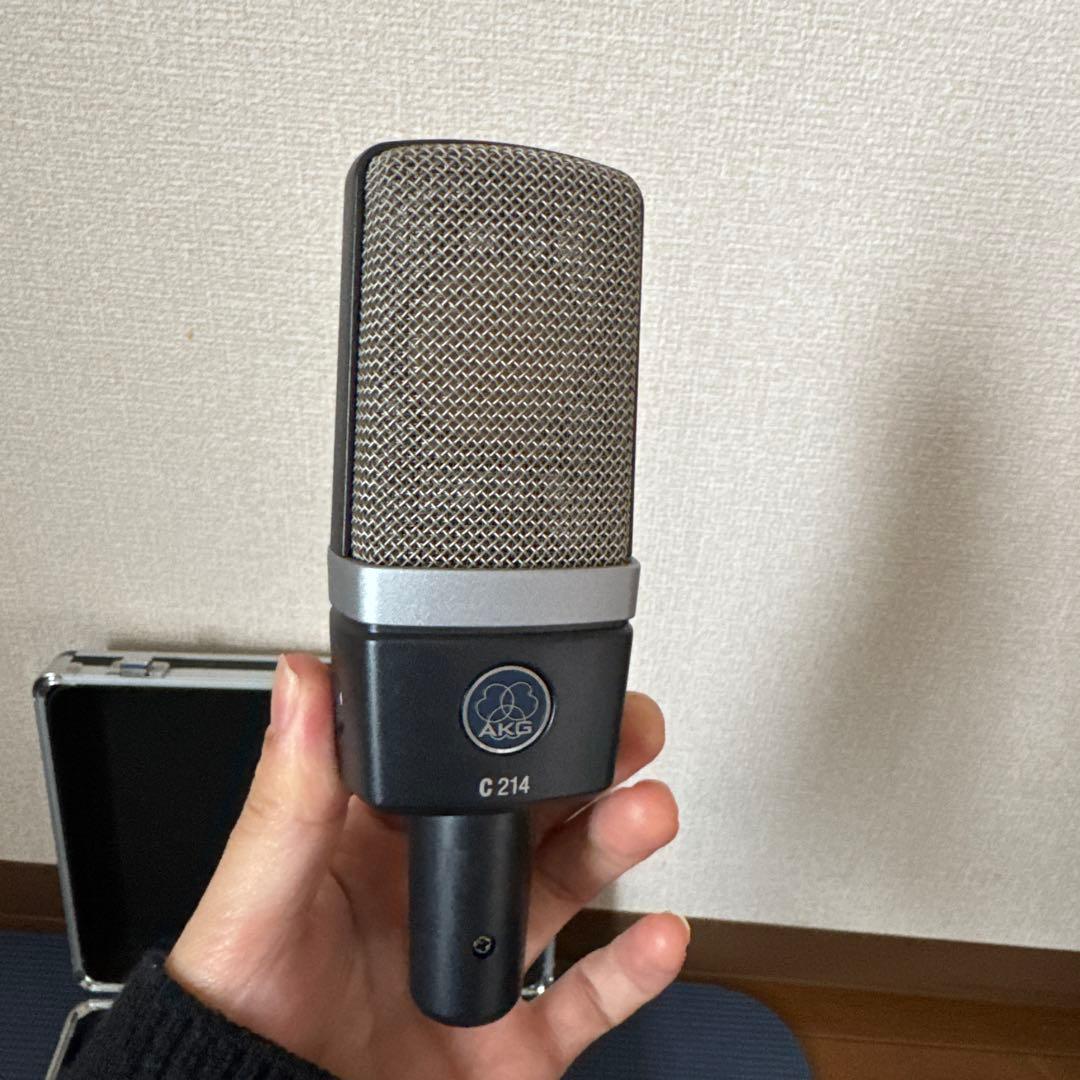 AKG C214 コンデンサーマイク