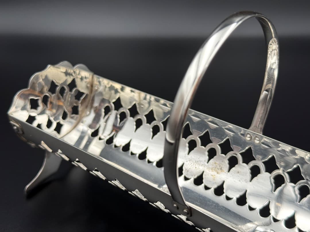 英国アンティーク Yeoman Plate 銀メッキ ナプキンホルダー／トレイ