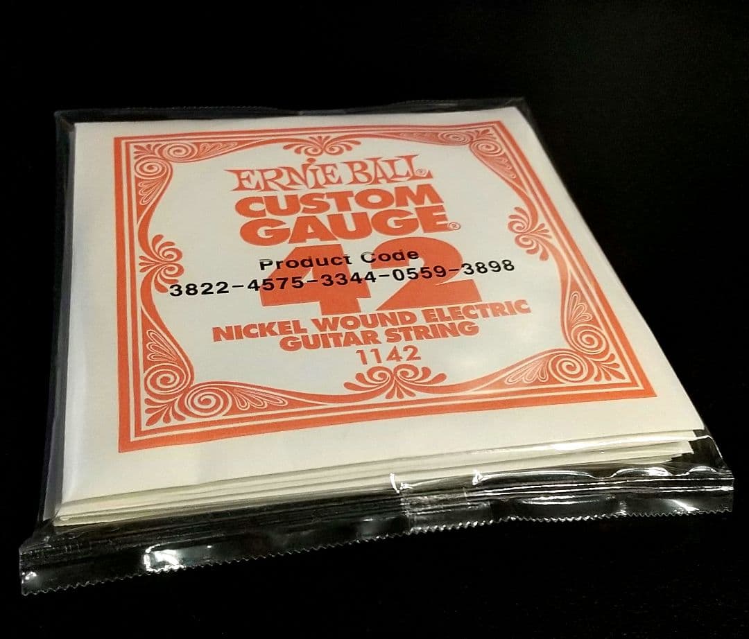 Squier サンバースト ストラトキャスター エレキギター