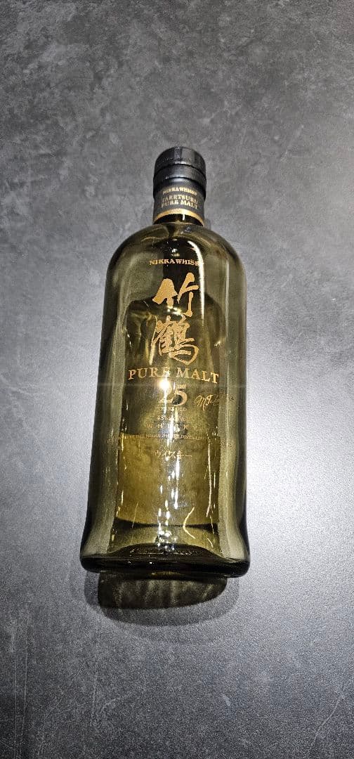 竹鶴 ピュアモルト 25年 700ml 43%　空瓶