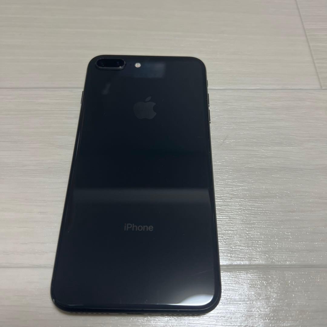 コンピュータ・IT iPhone8 plus