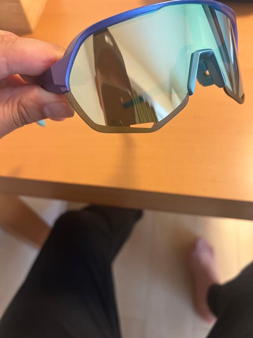 か*着様 ワンハンドレッド　シールドクラフト サングラス