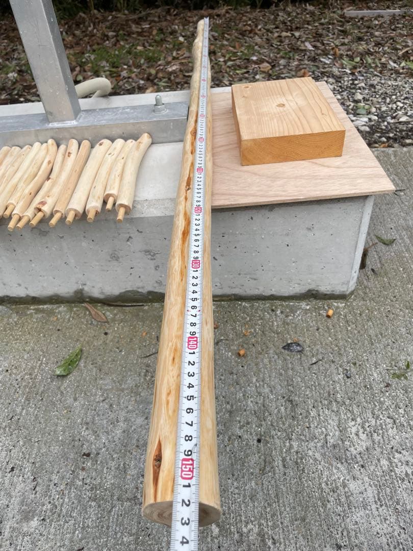 国産ヒノキ　鳥用止まり木　大型スタンド　約157センチ　中型インコ用