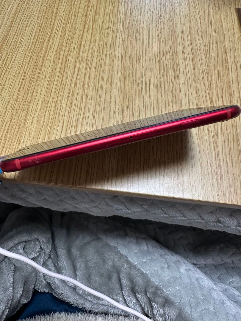 希少【美品】iPhone SE (第3世代) PRODUCT(RED)
