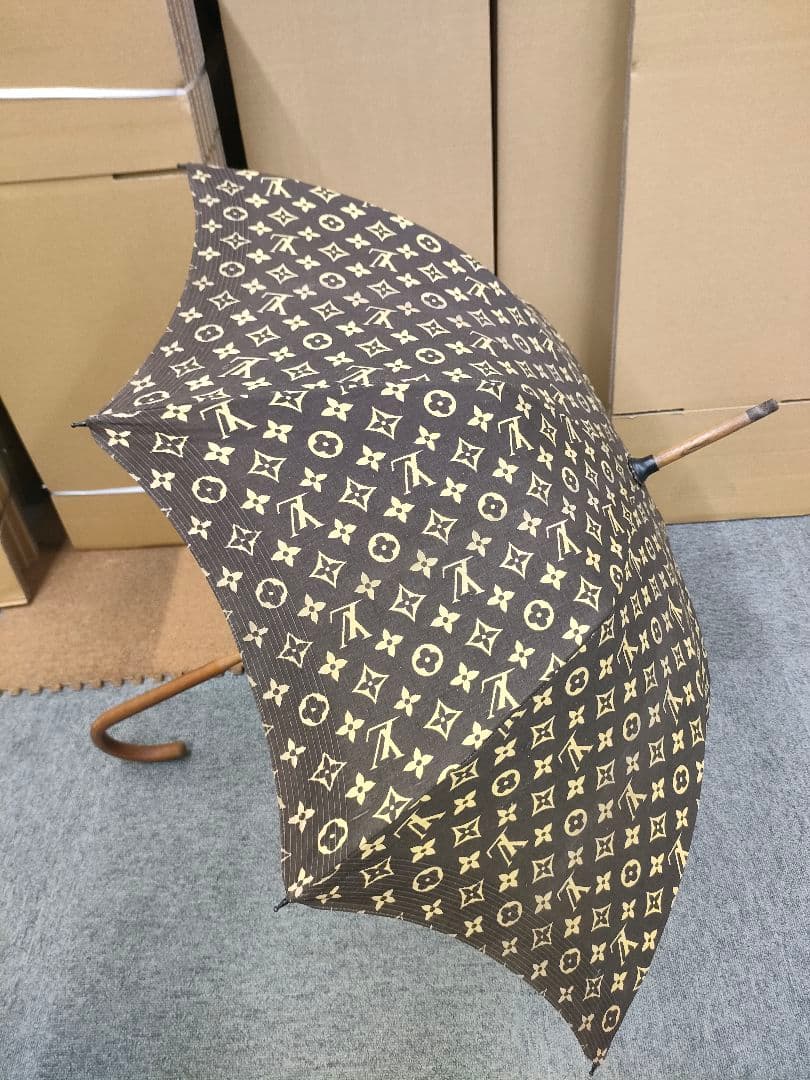ルイ・ヴィトン モノグラム　傘