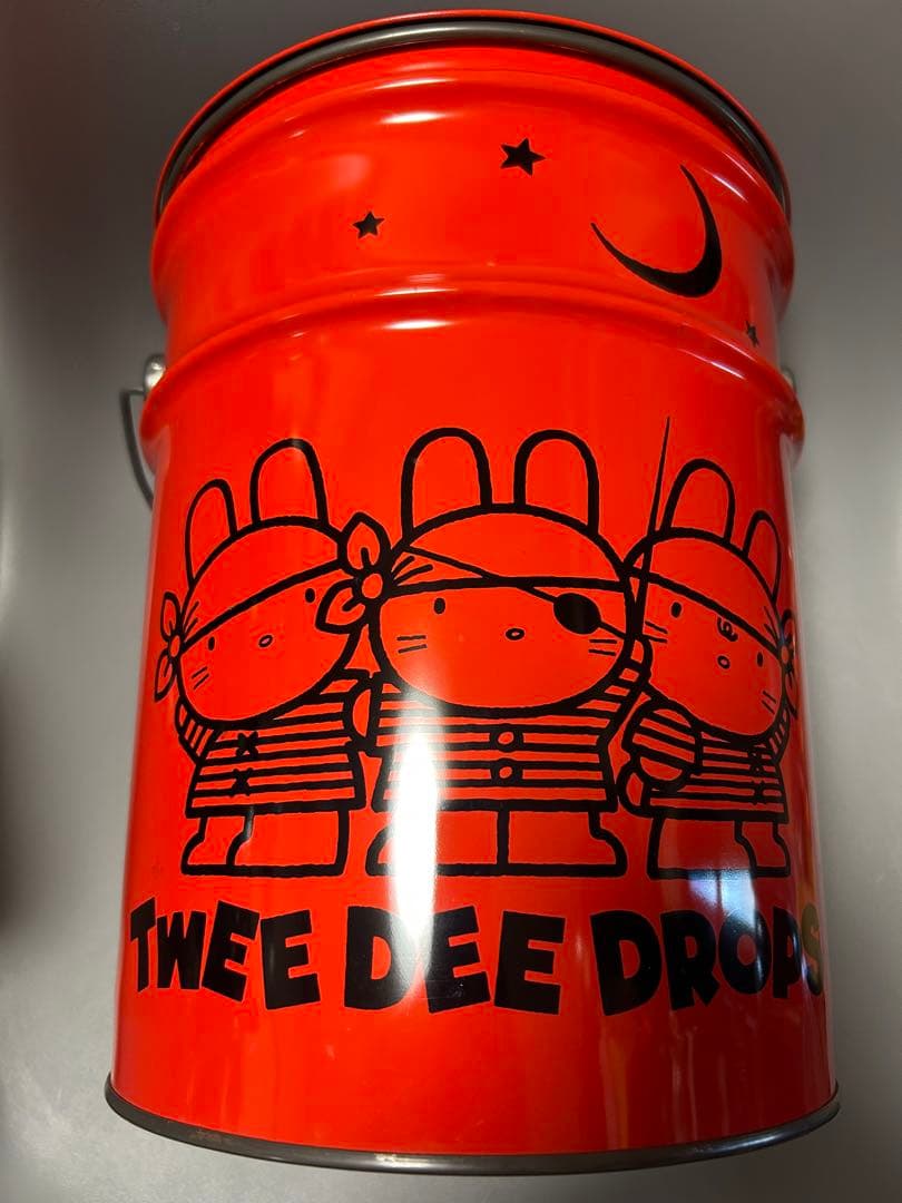 Twee Dee Drops レトロなペール缶