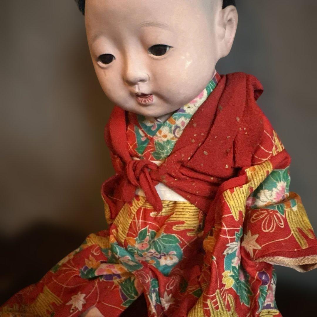 最終お値下げ‼️ヴィンテージ　市松人形 赤と緑の花柄着物　幼子　かわいいあんよ