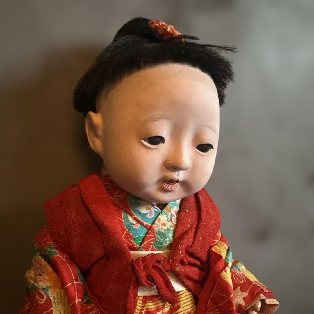 最終お値下げ‼️ヴィンテージ　市松人形 赤と緑の花柄着物　幼子　かわいいあんよ