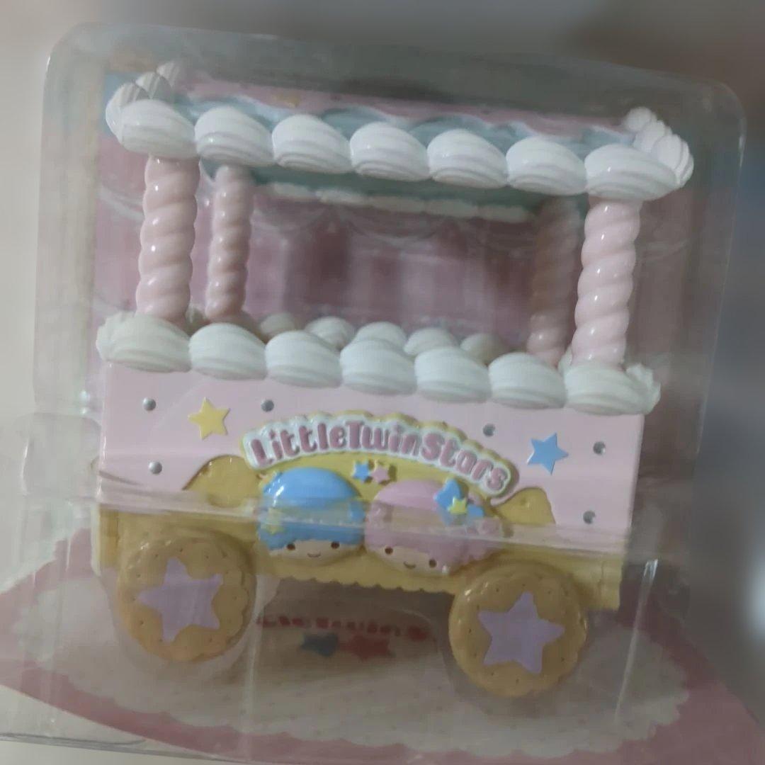 サンリオ　ハローキティ　リトルツインスターズ　シナモロール　小物入れ