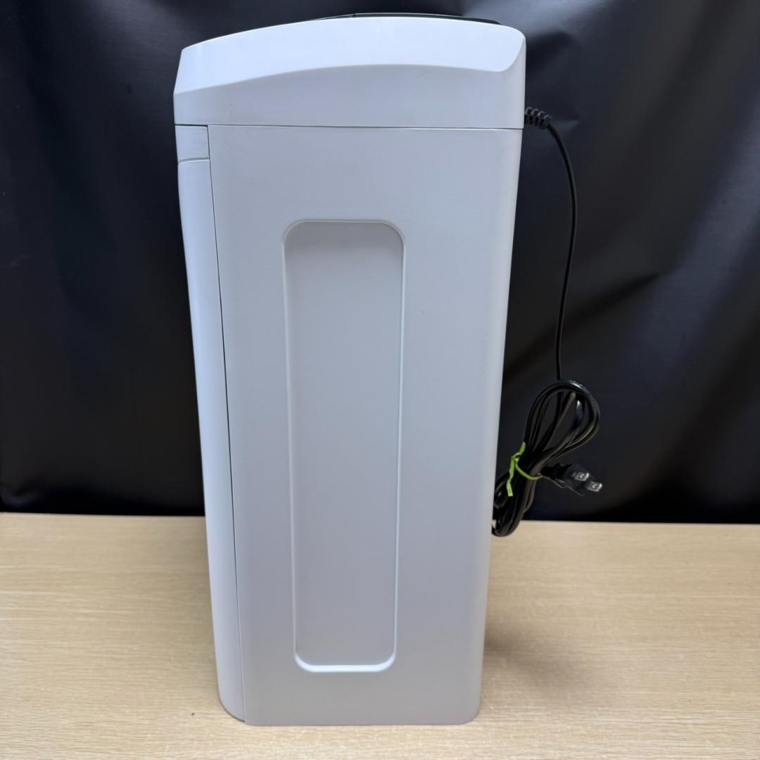 ★アイリスオーヤマ　シュレッダー　AFS100C　2022年製