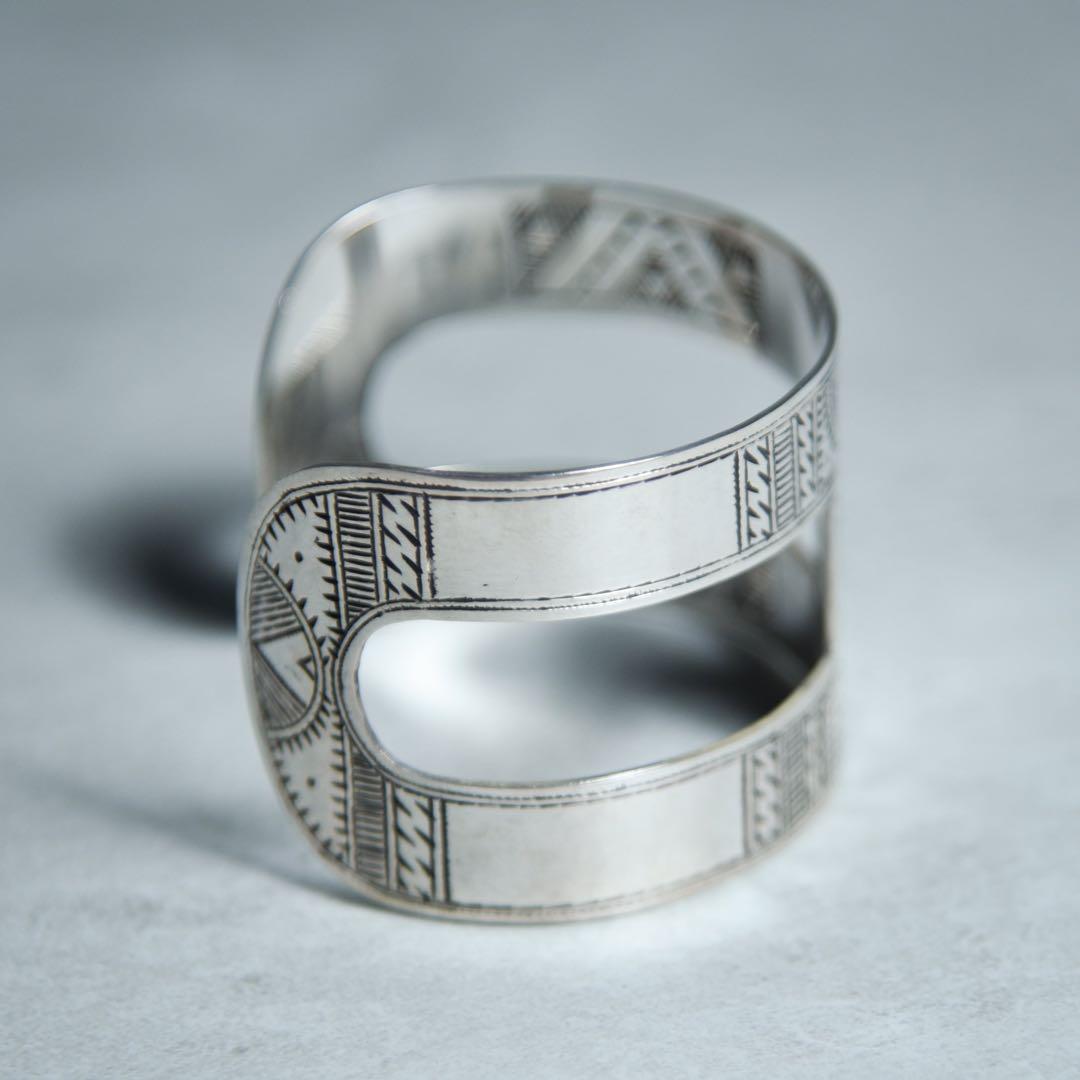 新品/未使用品 トゥアレグ族バングル　シルバー製