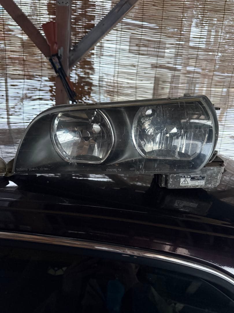 トヨタ　チェイサー　JZX100 ヘッドライト