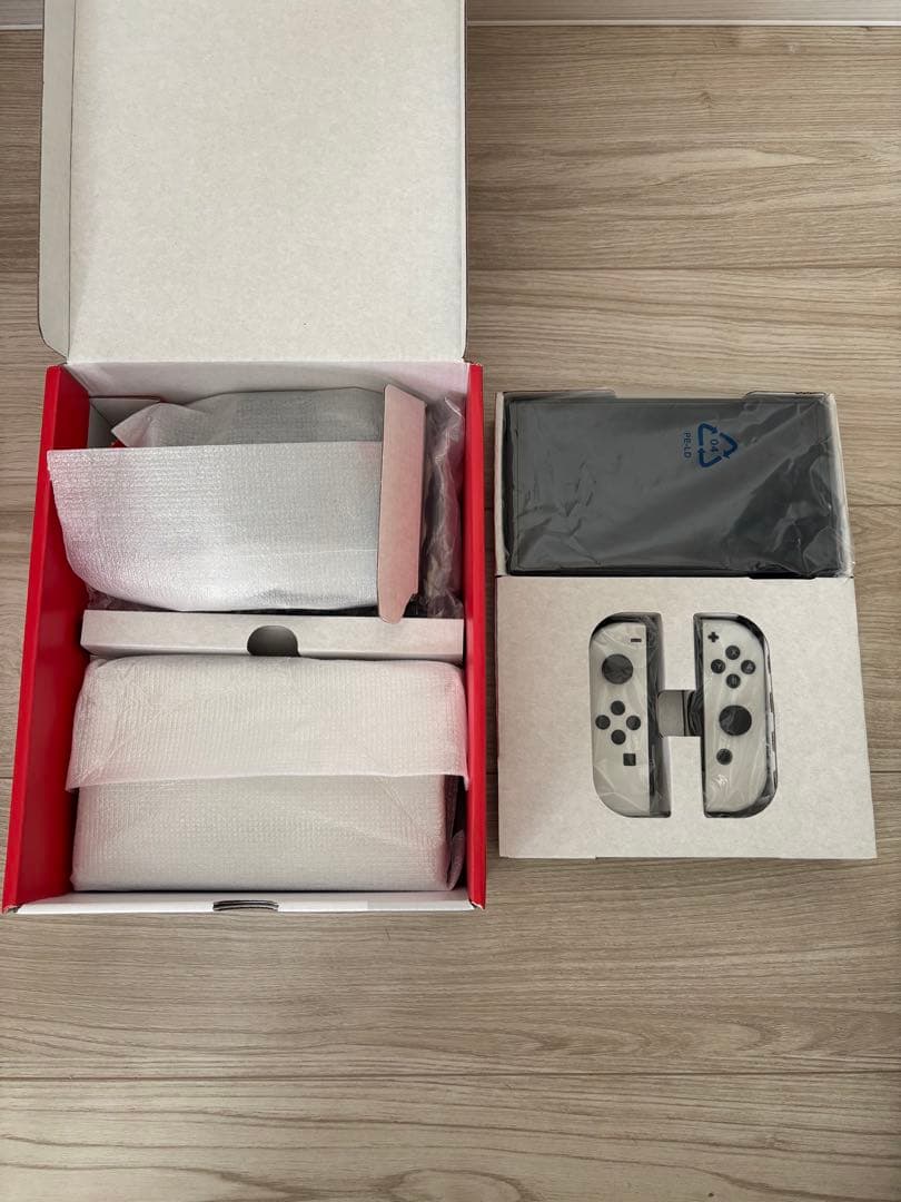 Nintendo Switch 有機ELモデル 本体　白　ホワイト