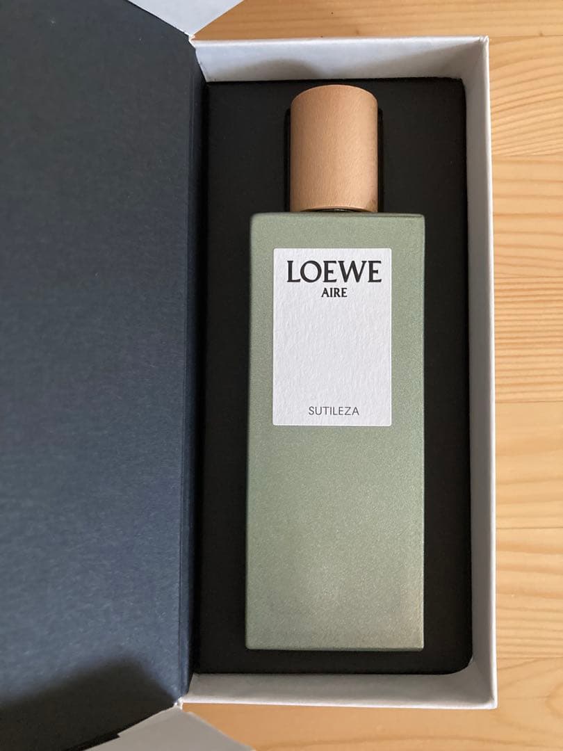 LOEWE AIRE SUTILEZA 50mL オードトワレ