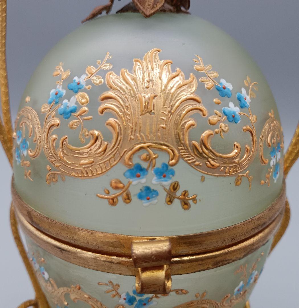 エッグ型 ガラス製 トリンケットボックス 小物入れ アンティーク 金彩