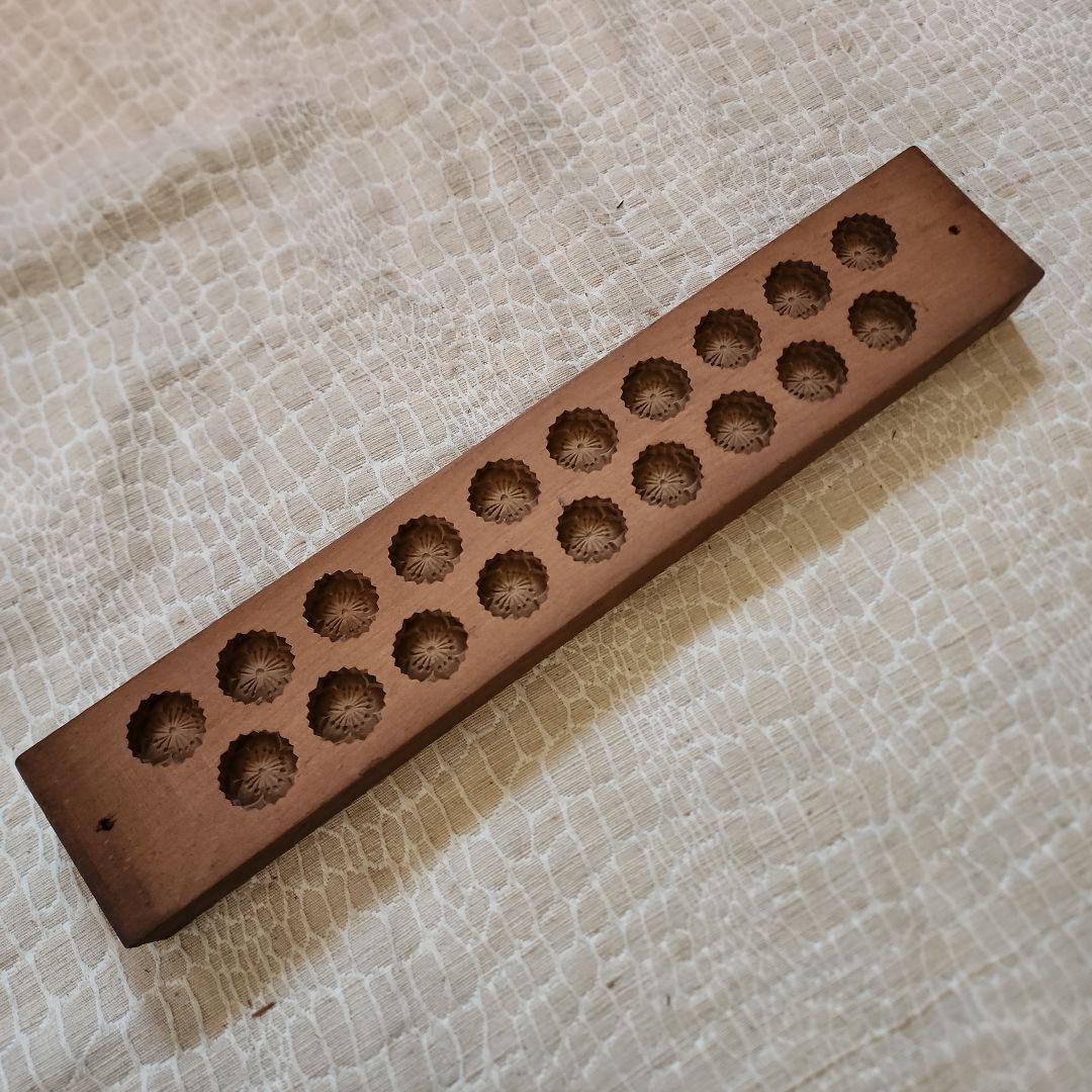 菓子木型-202　古い 木型 菓子型 和菓子 木製 古道具 古物