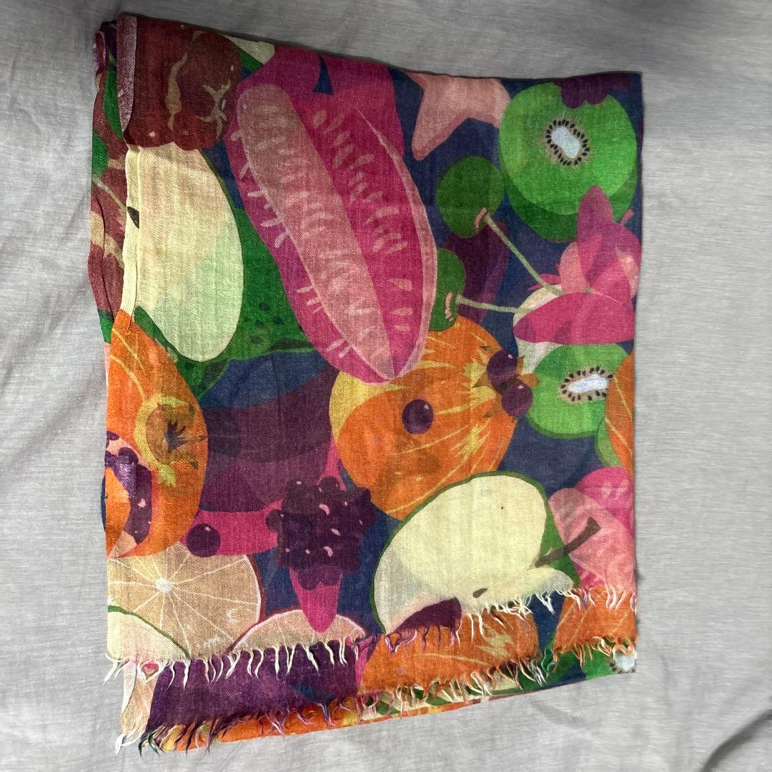 liverano ストール（カシミヤ,フルーツ柄）