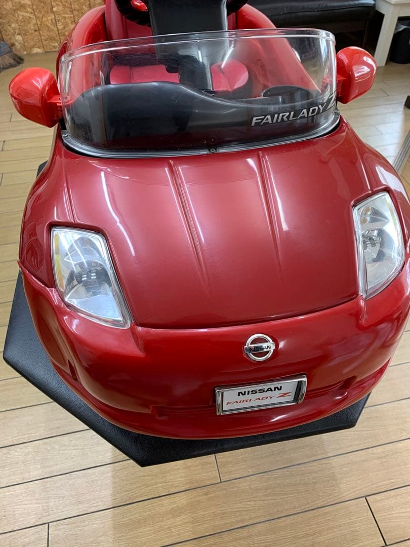 理容イス　美容イス　キッズチェアー　フェアレディZ赤