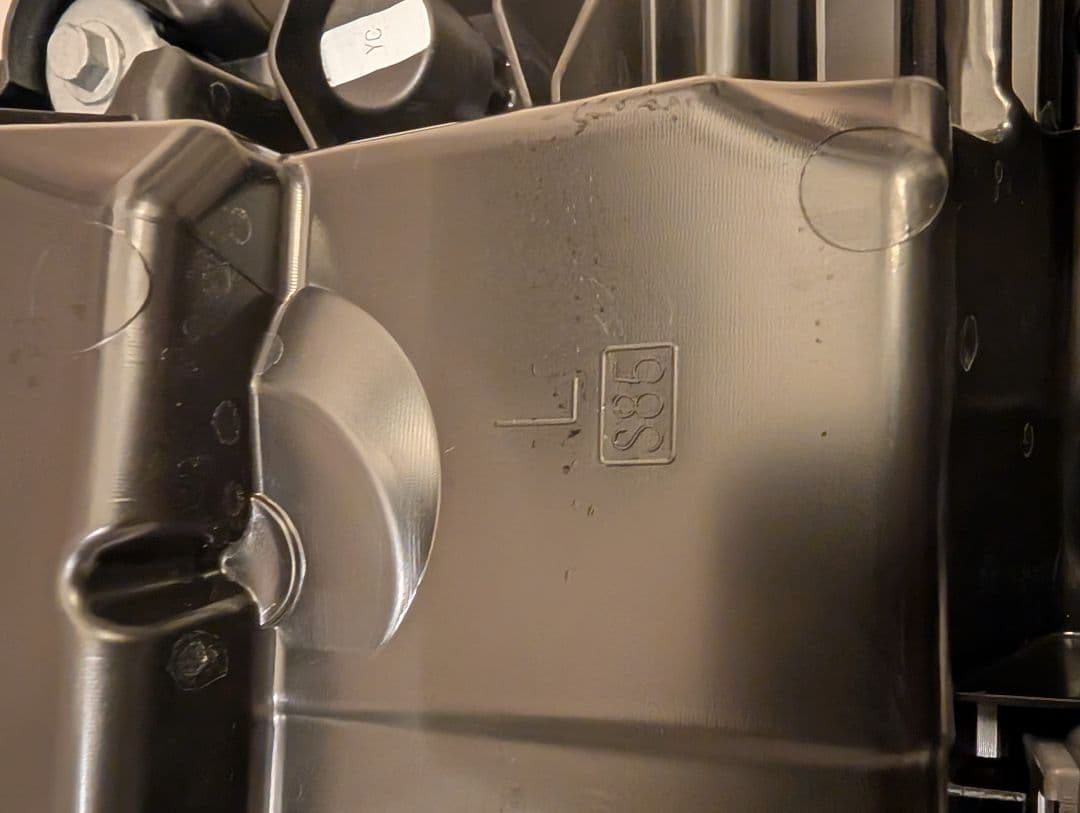 新車取り外し　スズキエブリワゴンマツダスクラムワゴン　純正ヘッドライト2個セット