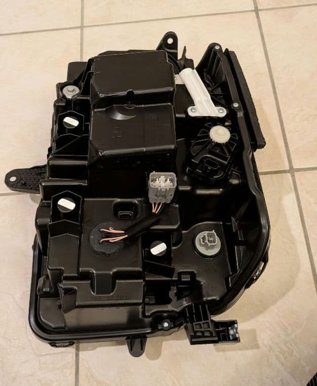 新車取り外し　スズキエブリワゴンマツダスクラムワゴン　純正ヘッドライト2個セット