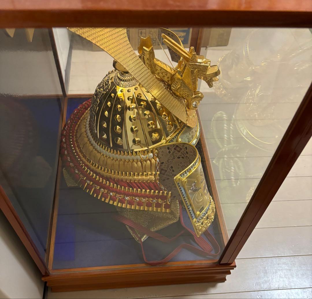 着用兜 陣羽織 五月人形 オルゴール付き ガラスケース入り 陣羽織付き