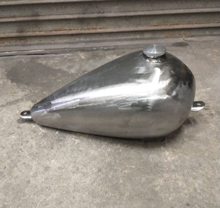 ★ナロータンク　チョッパー等に★検索用　マスタング　ピーナッツ　バナナ