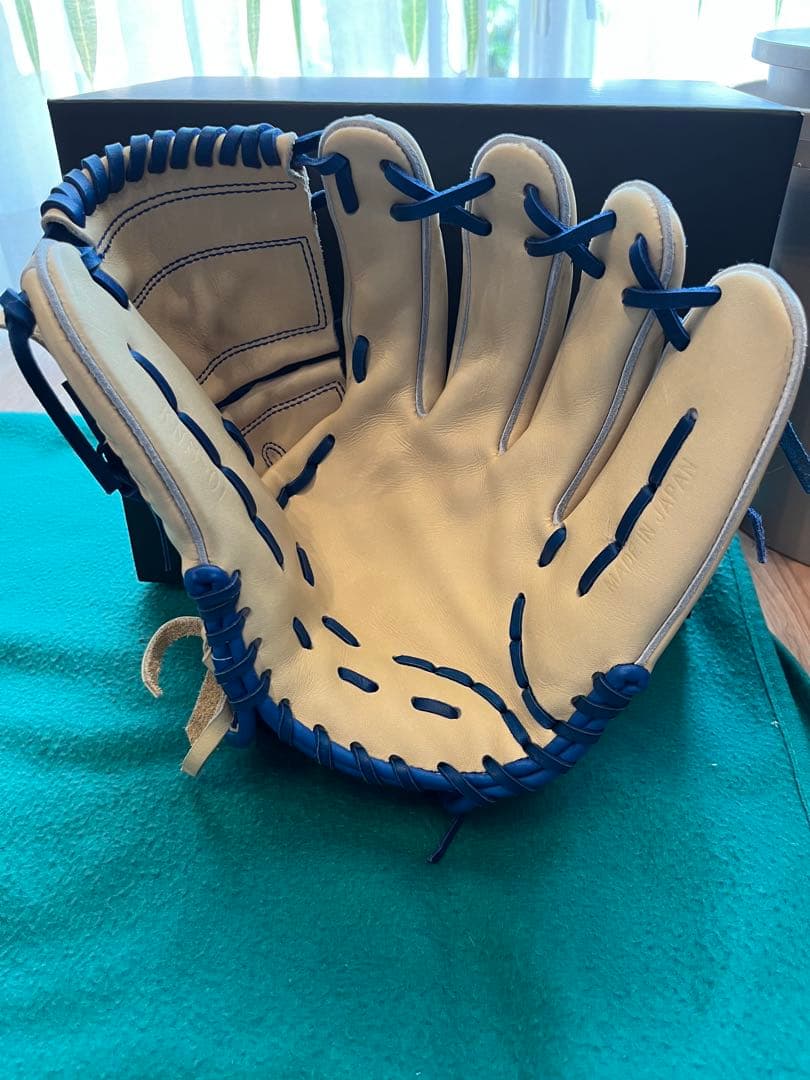 軟式オーダーグローブ 投手　ベージュ/青