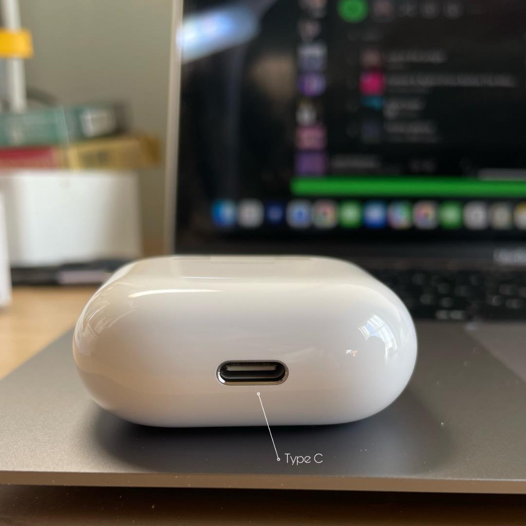 【美品】AirPods 第4世代 ノイズキャンセリング非搭載 Type-C