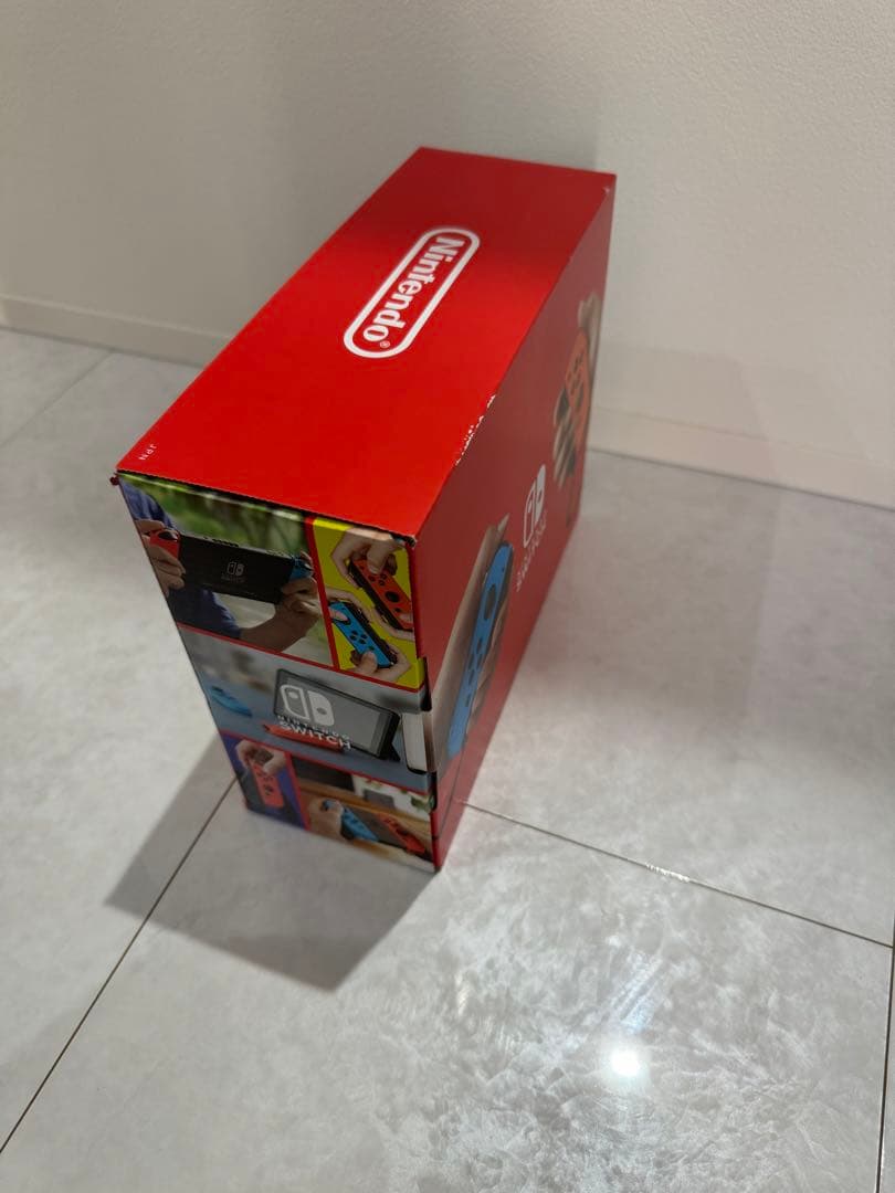 【新品未使用】Nintendo Switch 本体 ネオン