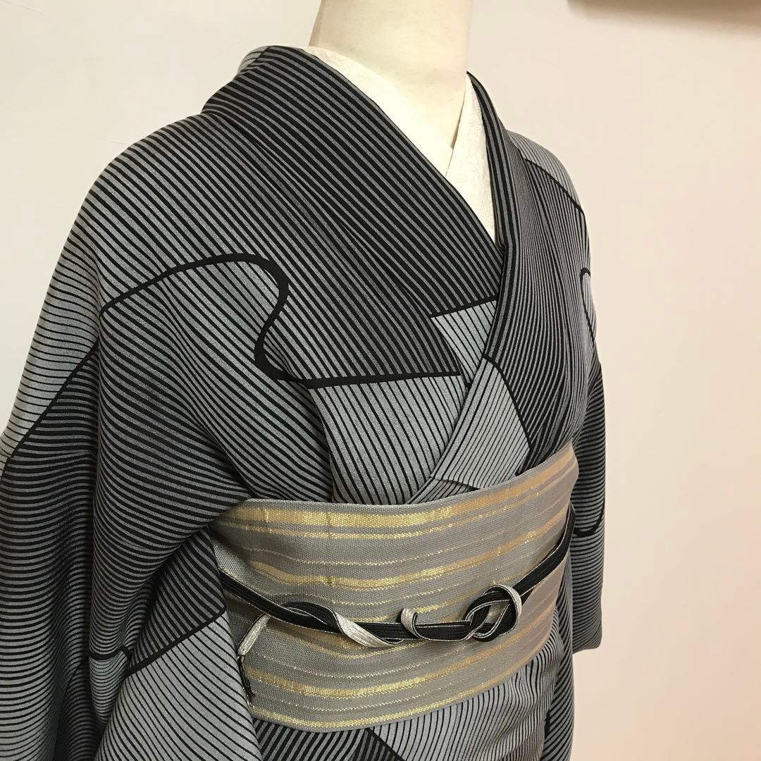 総柄のかっこいい着物　縞　流水　グレー　ブラック　パーティ　やまと謹製⭐️