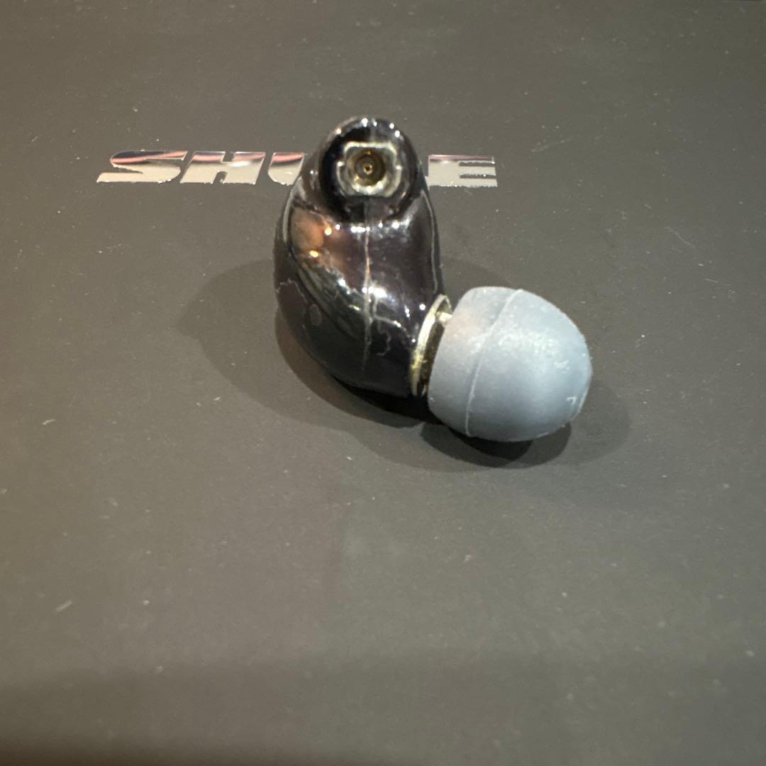 Y*s様 SHURE SE846 ブラック