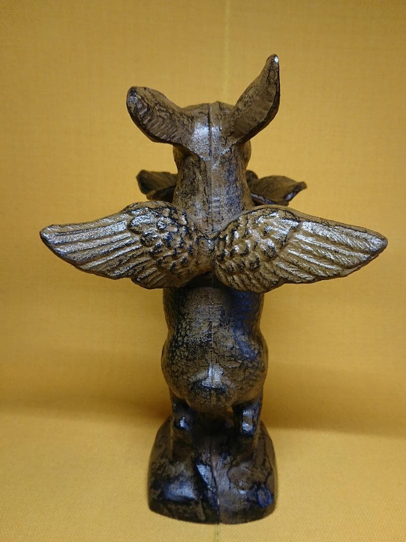 【美品】ウサギ　兎　天使　金属　置物　インテリア　工芸品　美術品　A3420