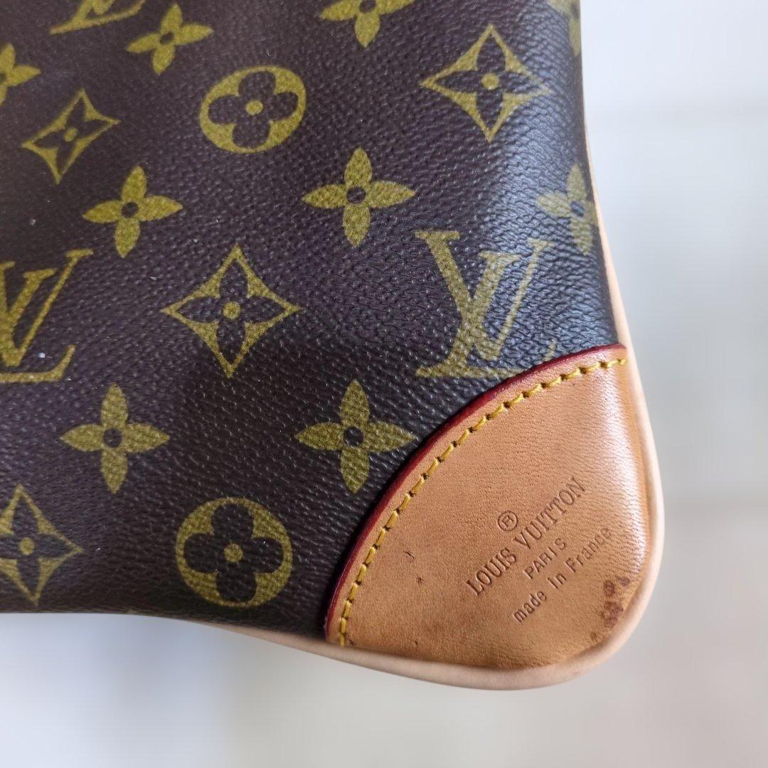 ルイヴィトンモノグラムクッションカバーノベルティ✨