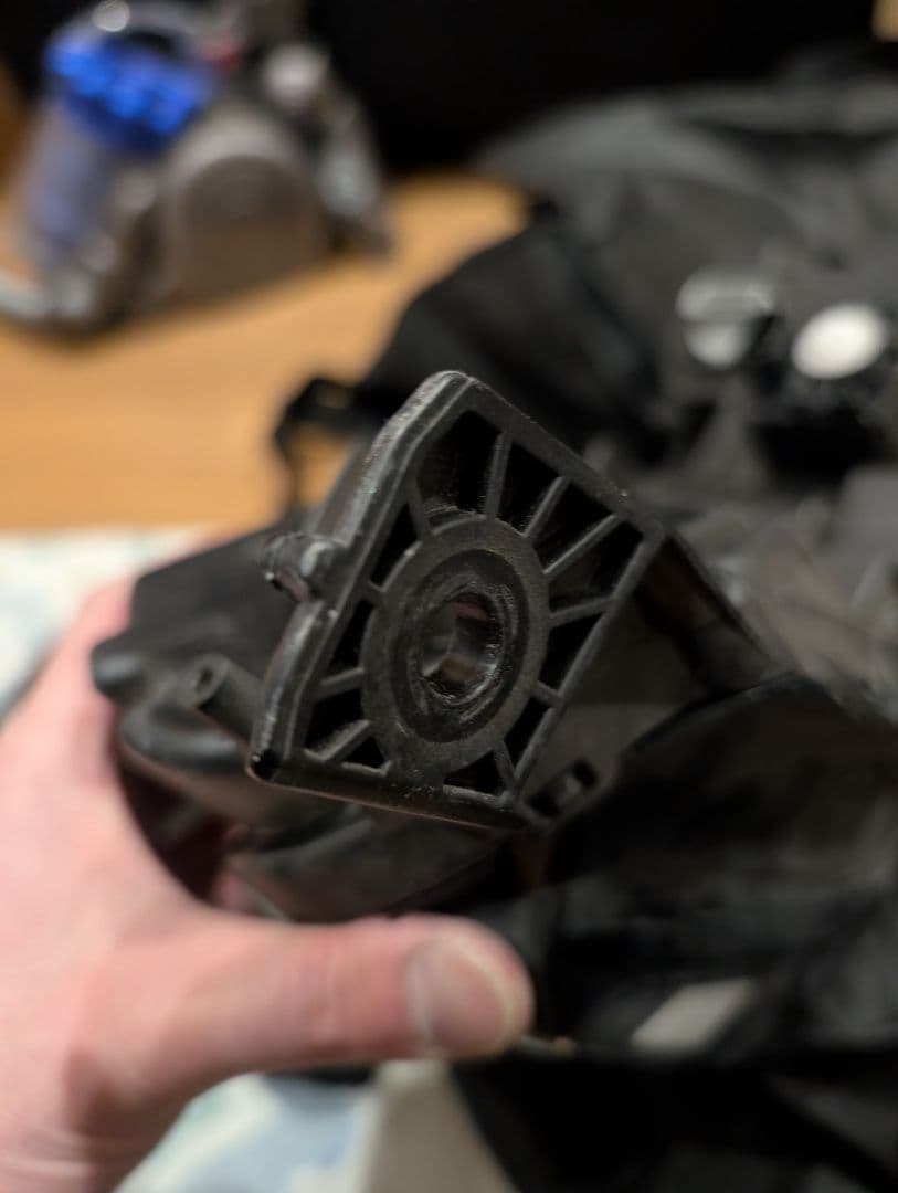 ヴェゼル　ヘッドライト　右　RV系