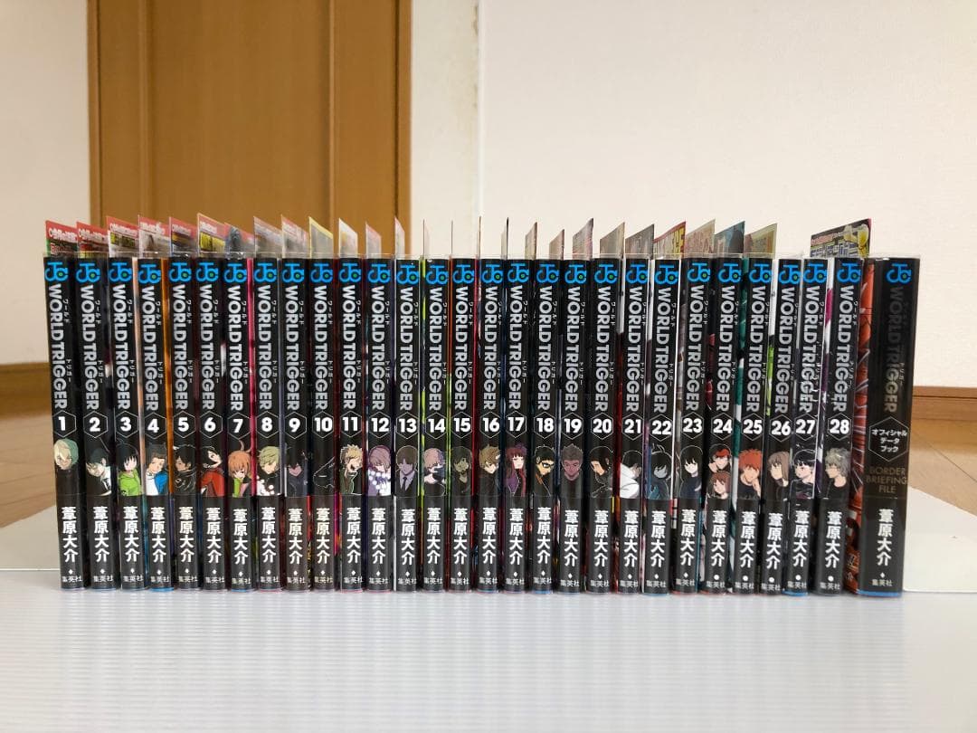 美品　ワールドトリガー　全巻　初版　帯　冊子　特典　ポスト　カード　イラスト