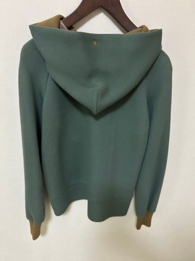 ミナペルホネン パーカー　slappe