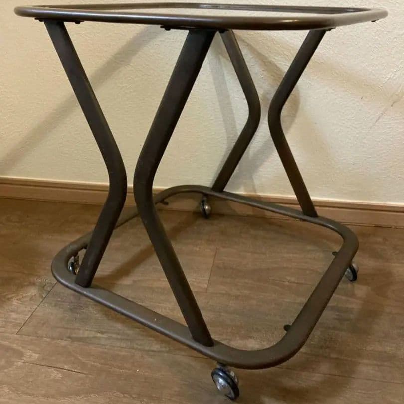 ★値段交渉OK★レトロなガラス天板テーブル