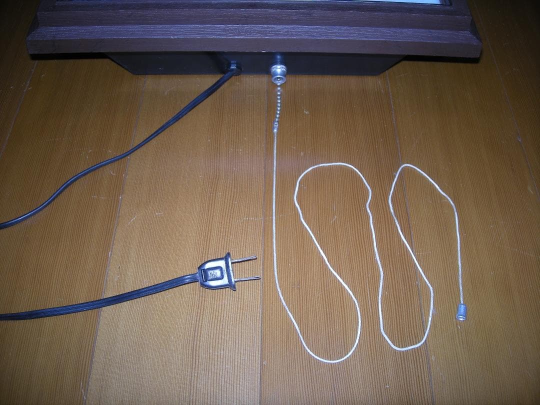 83年製 ビンテージ バドワイザーLIGHT 電気時計