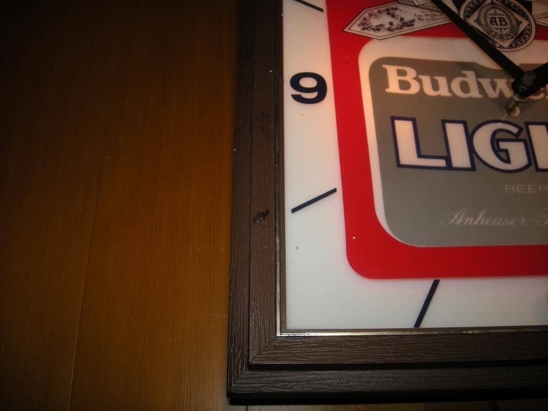 83年製 ビンテージ バドワイザーLIGHT 電気時計