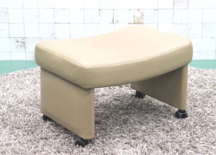 GMEH2A○karimoku / カリモク XU4206 オットマン フットス