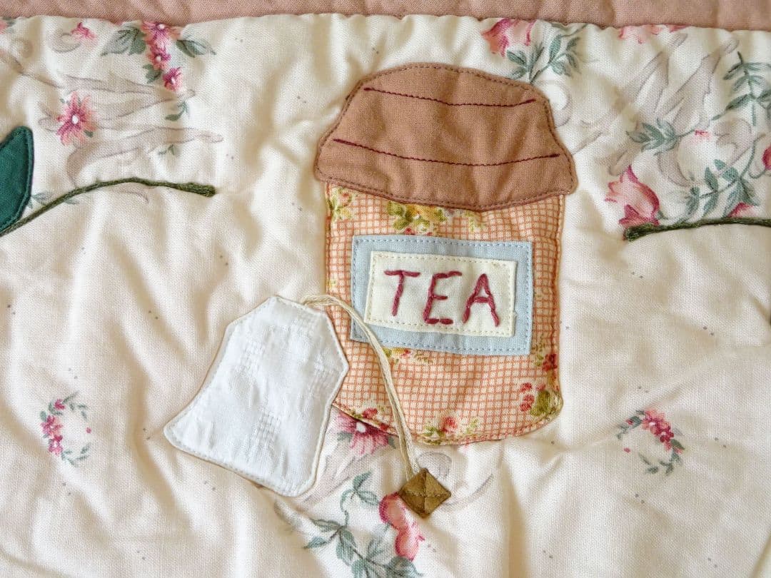 マニー　コラージュフロアマット　ウォールポケット　イマン　ローズ