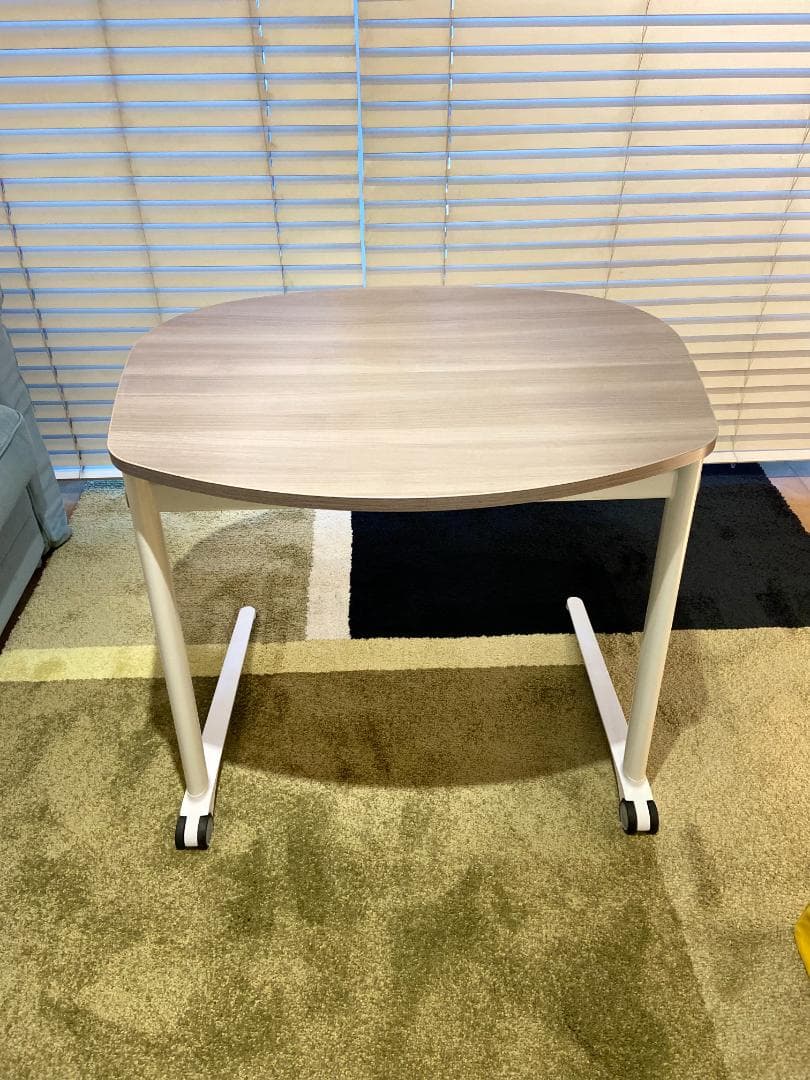 パーソナル テーブル ライブス ノート PC テレワーク シェアオフィス カフェ