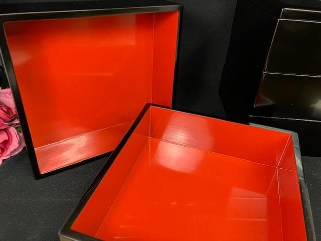 ☆美品　漆器　輪島塗重箱　黒内朱5段七五重　伝統工芸　ディスプレイ柴垣製