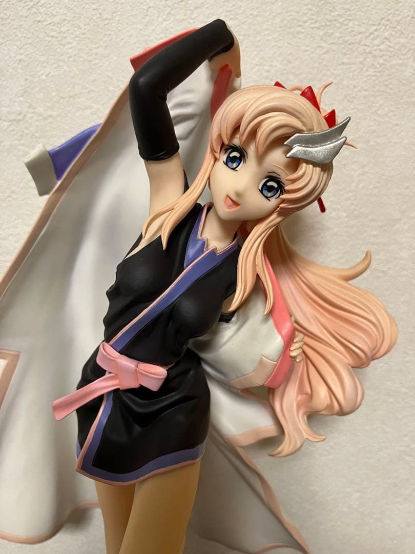 ラクス・クライン フィギュア 艦長服 キャラホビ2008限定 アトリエ彩