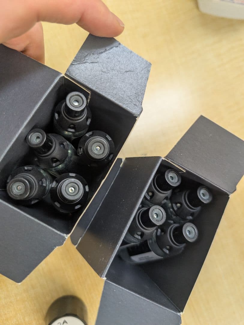 CORAVIN ワイン保存システムとカートリッジ