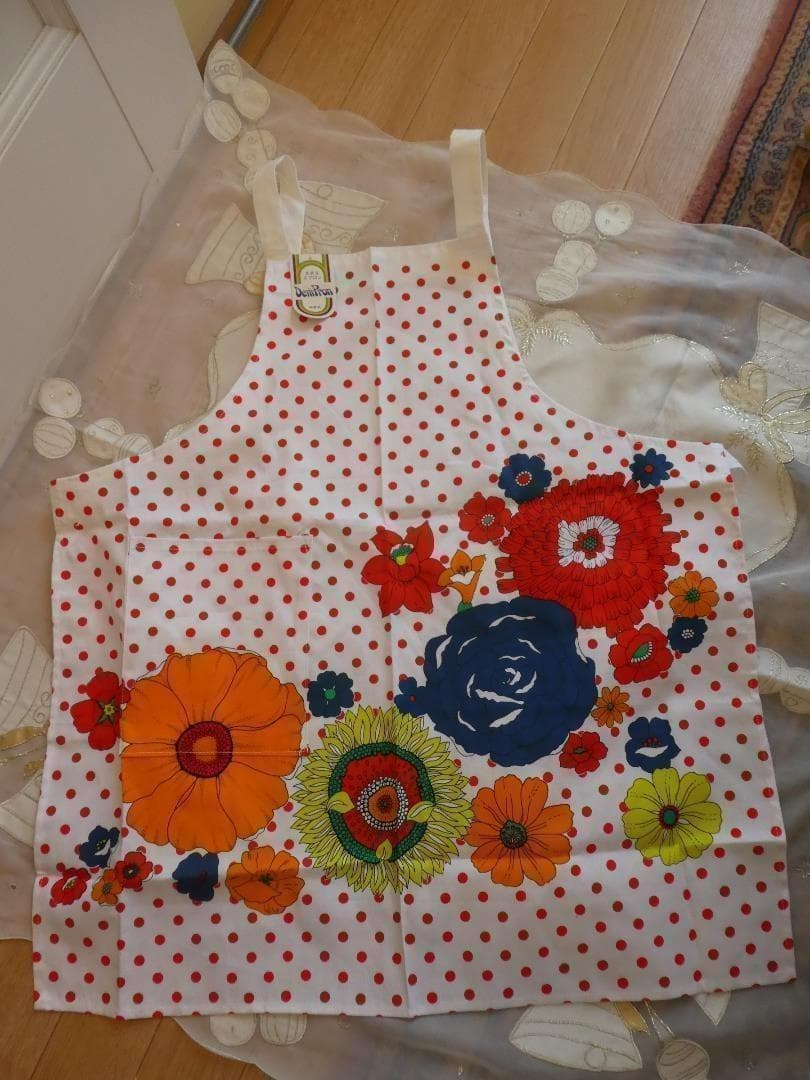 メルカリ便♡花柄＆水玉（ドット）　エプロン♡昭和レトロ♡デニプロン♡日本製
