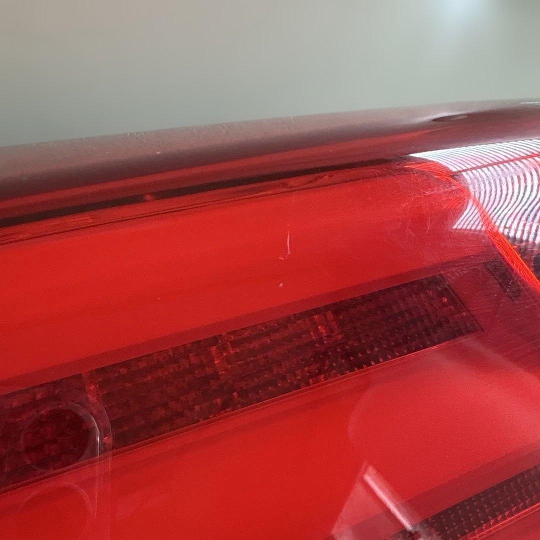 ハイエース　200系　テールランプ　FLEX ヴァレンティ　右　テールライト