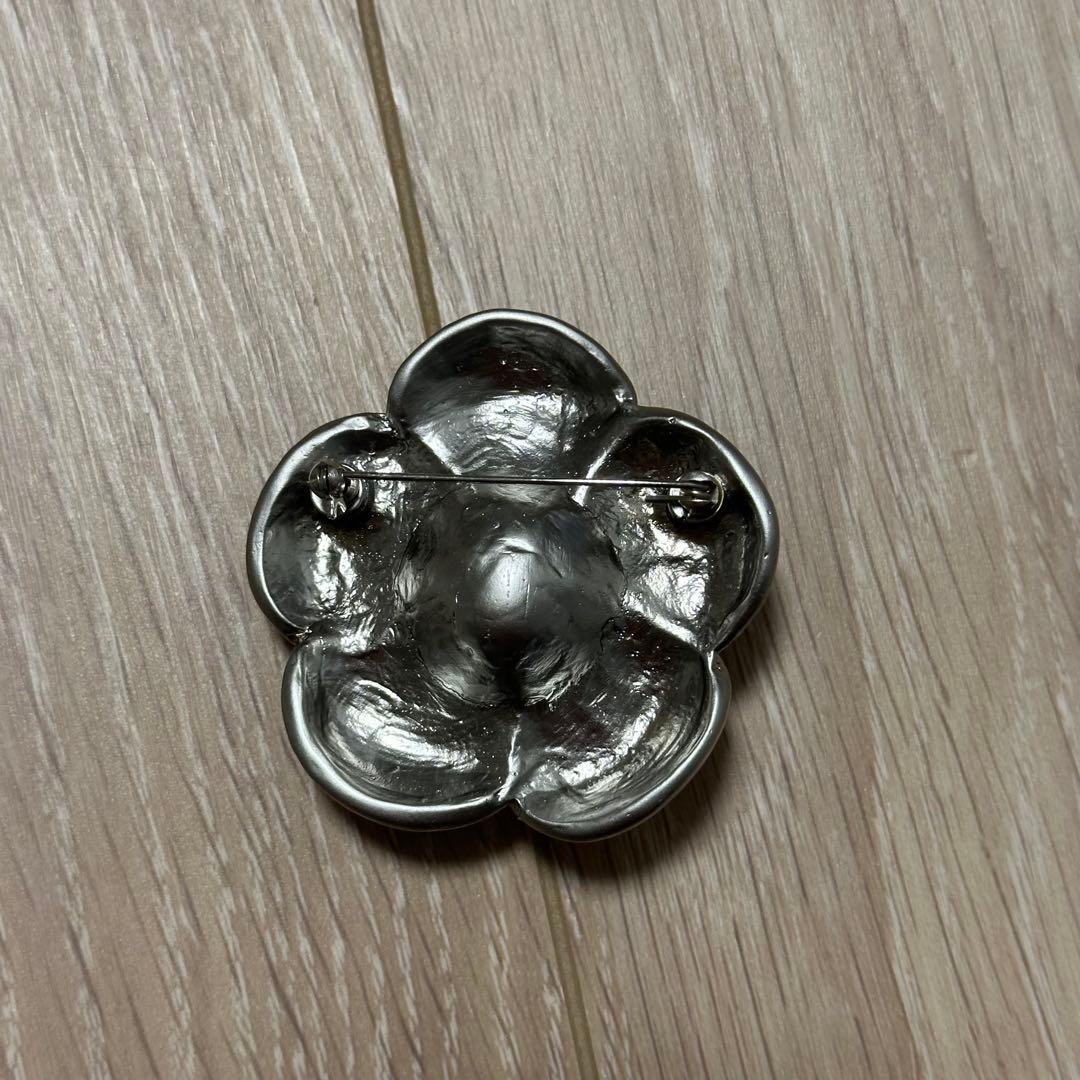 美品 レア 人気 クレイサス CLATHAS カメリアシリーズ ブローチ 4点